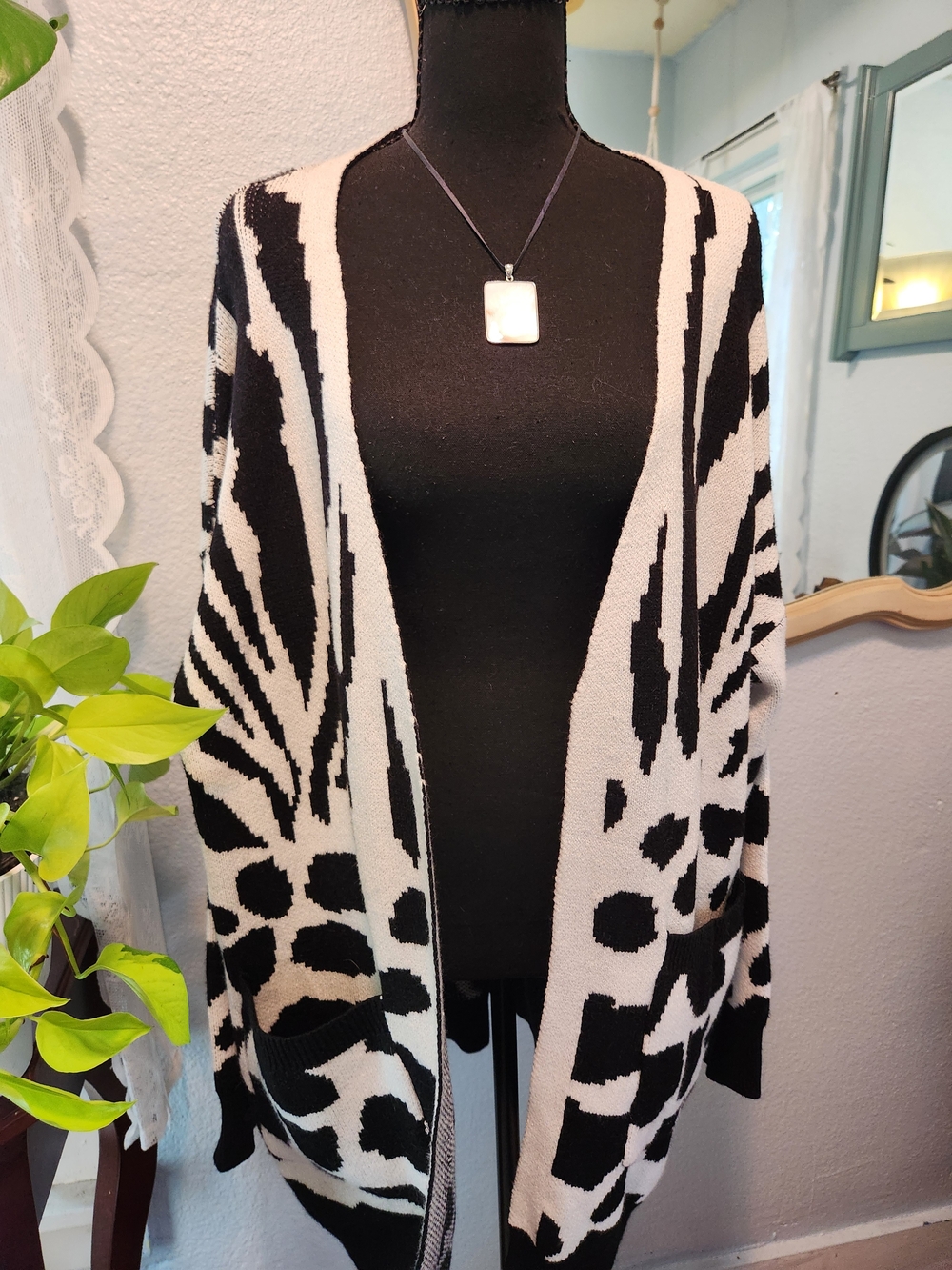 Reborn J Black and White Open-Front Abstract Knit Cardigan